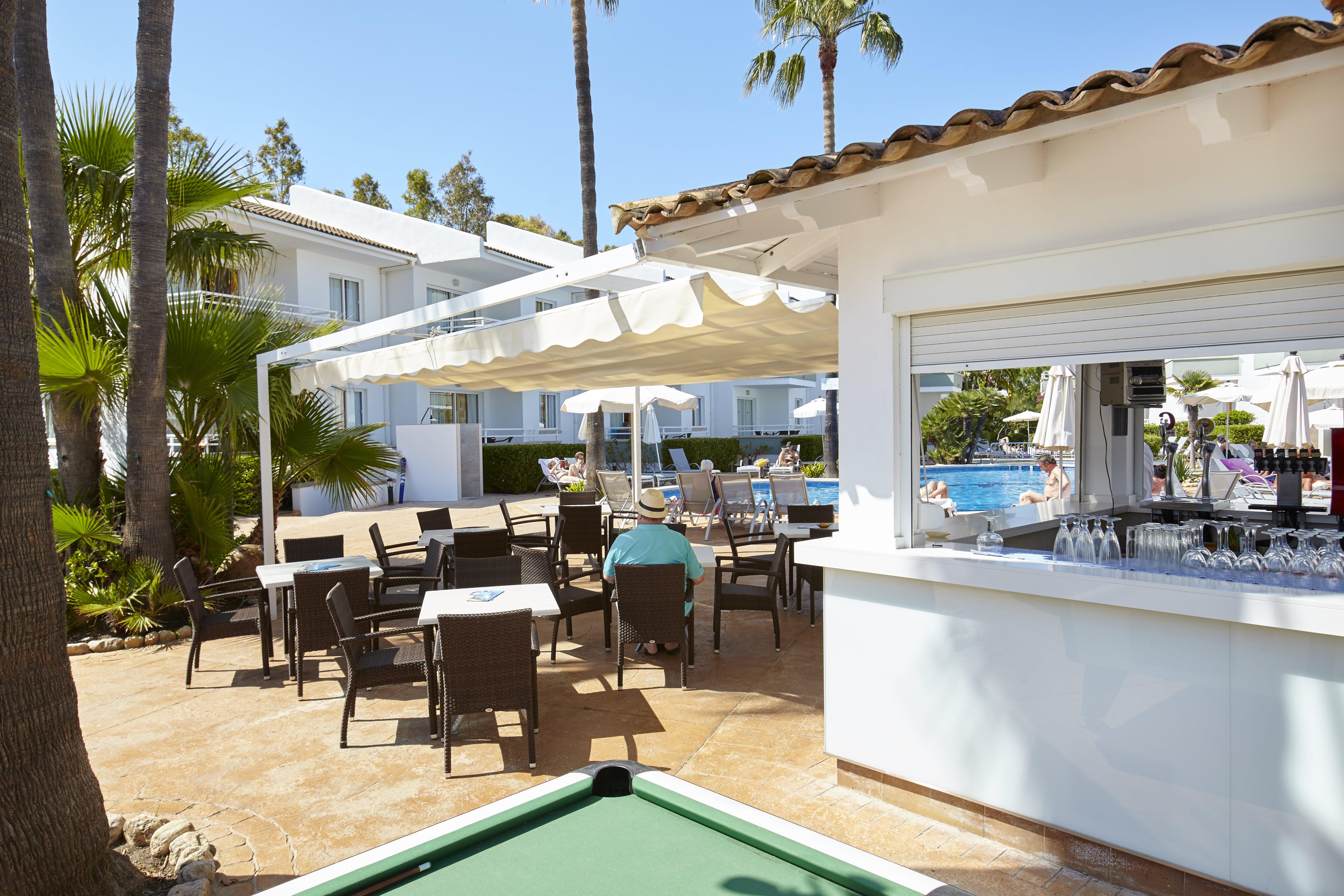 Universal Aparthotel Elisa Playa de Muro  Luaran gambar