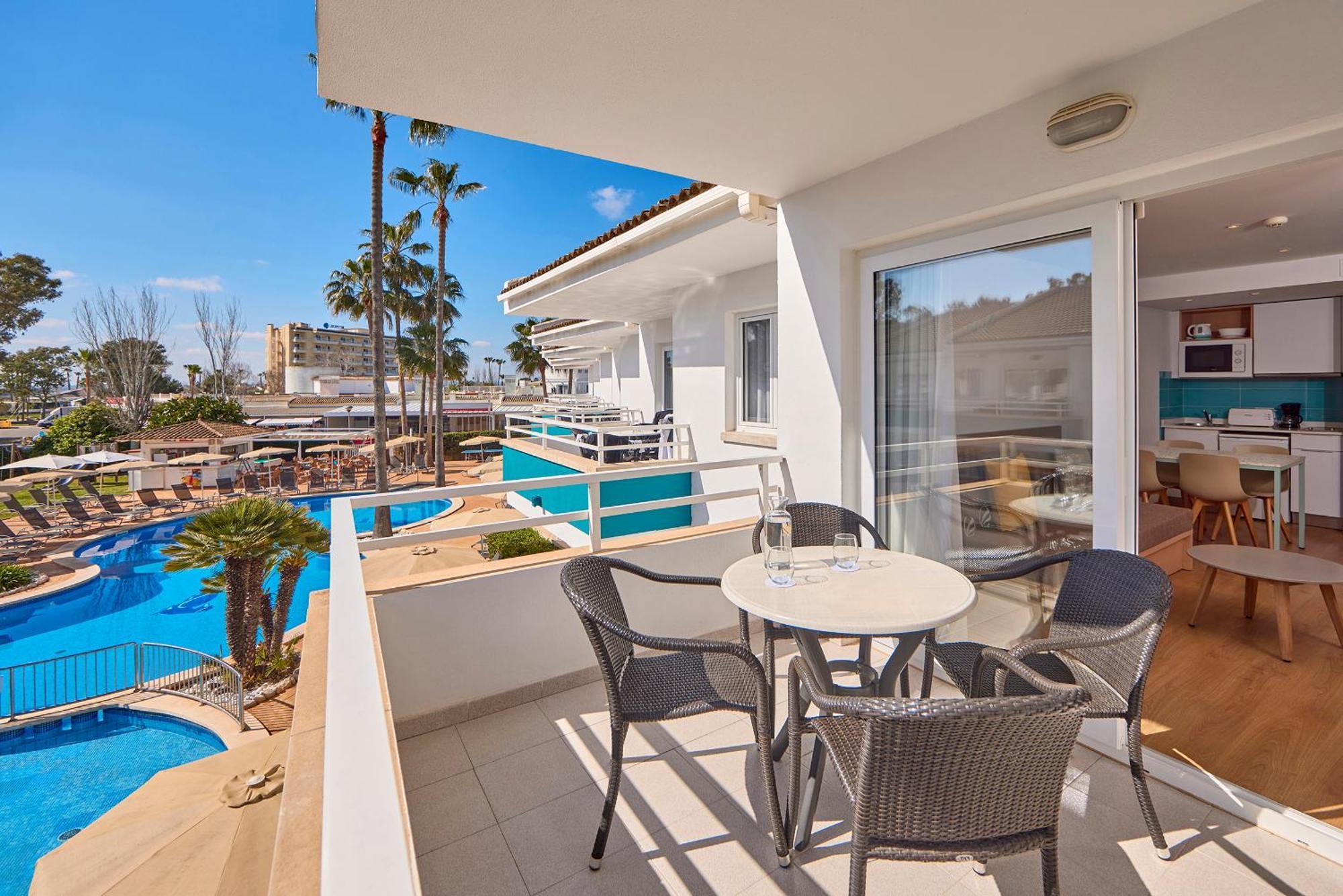 Universal Aparthotel Elisa Playa de Muro  Luaran gambar
